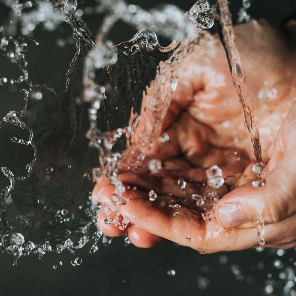 9 best essential oils for dry skin and hands